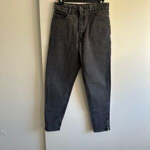 Guess Women's Charcoal Gray Boyfriend Jeans with Ankle Zipper vintage